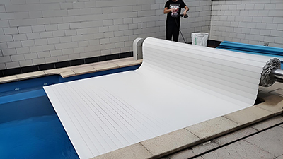 Elektrische Poolabdeckung